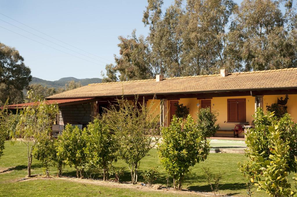 Agriturismo Monte Majore Siliqua Exteriör bild