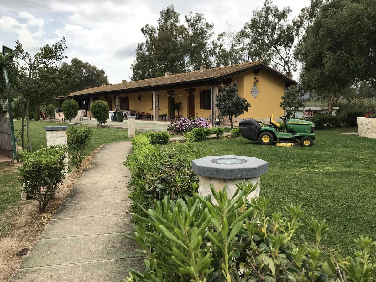 Agriturismo Monte Majore Siliqua Exteriör bild